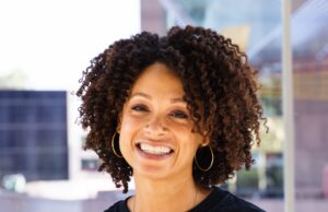 Extending the benefits of overhead arm positioning to more patients overhead arm positioning